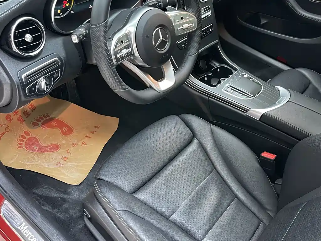 Mercedes-Benz C-Class 2020 — фото 20