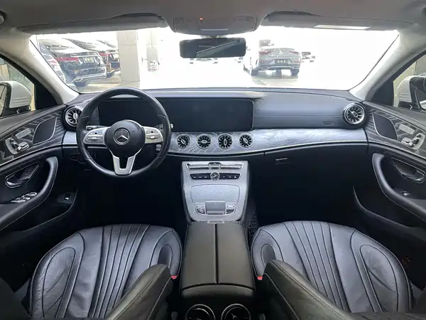 Mercedes-Benz CLS 2020