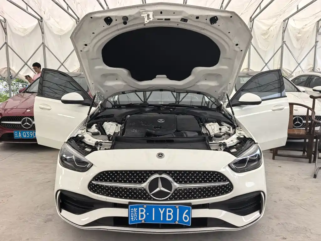 Mercedes-Benz C-Class 2023 — фото 9
