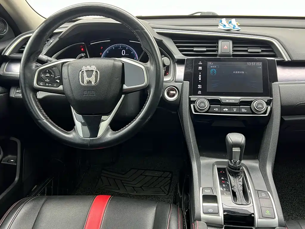 Honda Civic 2019 — фото 5