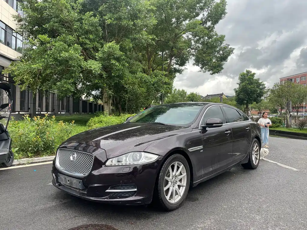 Jaguar XJ 2013