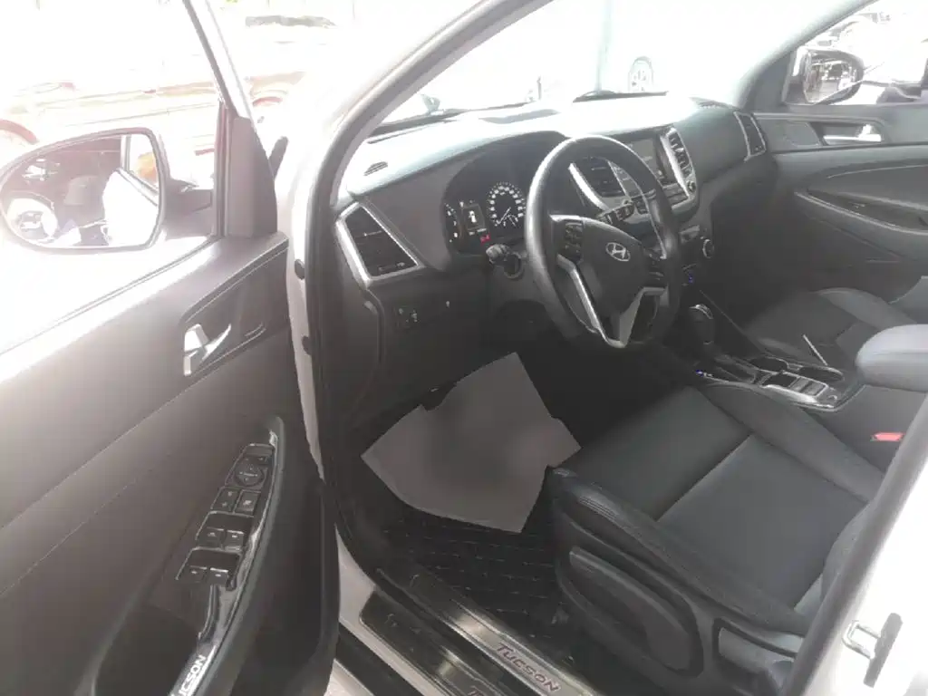 Hyundai Tucson 2016 — фото 16