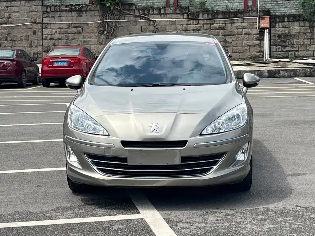 Peugeot 408 2014 — фото 13