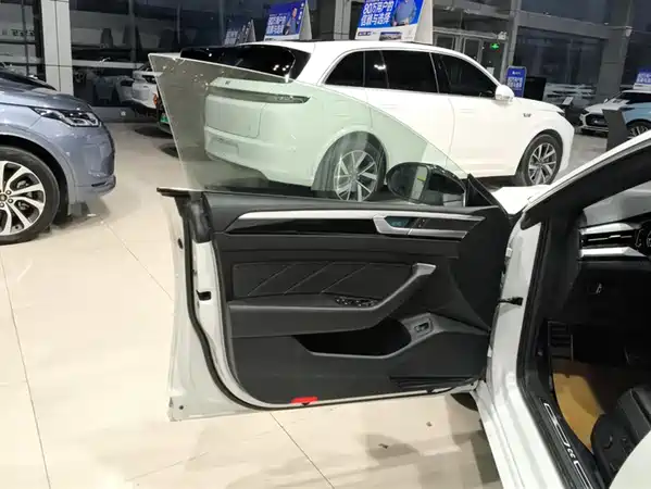 Volkswagen CC 2021