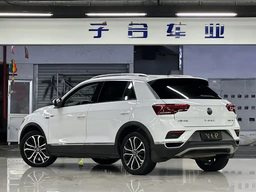Volkswagen T-Roc 2021 — фото 7