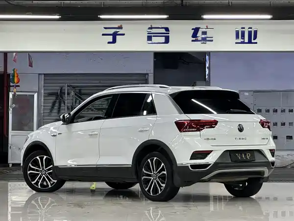 Volkswagen T-Roc 2021