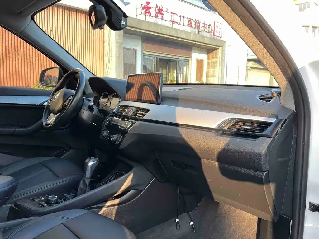 BMW X1 2019 — фото 10