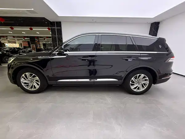 Lincoln Aviator 2021