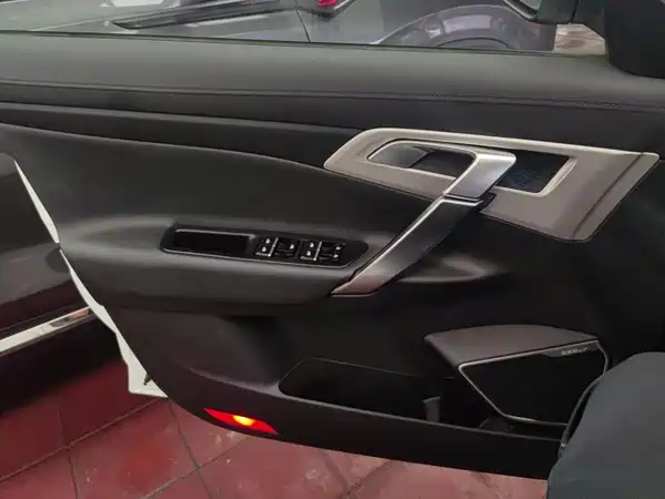 Geely Boyue 2018