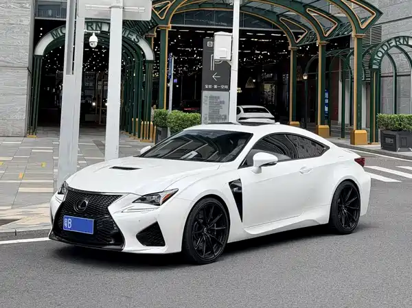 Lexus RC F 2015