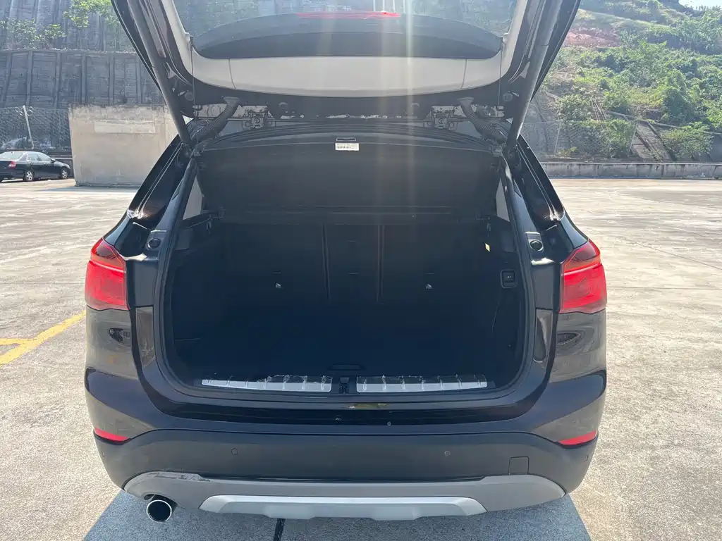BMW X1 2018 — фото 11