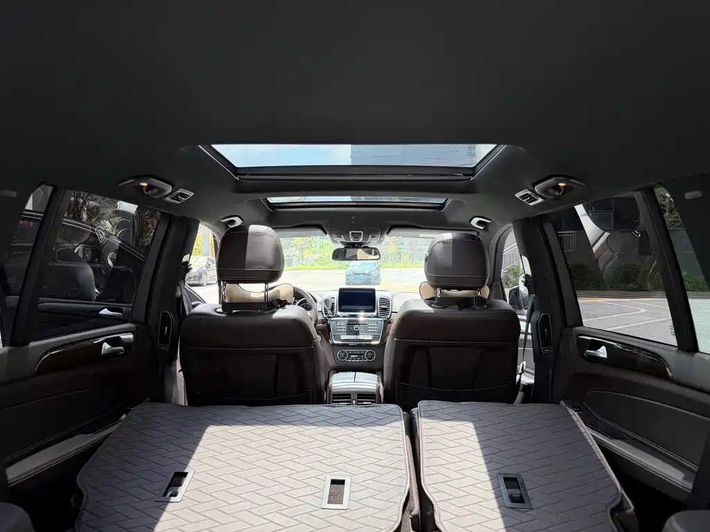 Mercedes-Benz GLS 2018 — фото 7