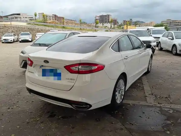 Ford Mondeo 2015