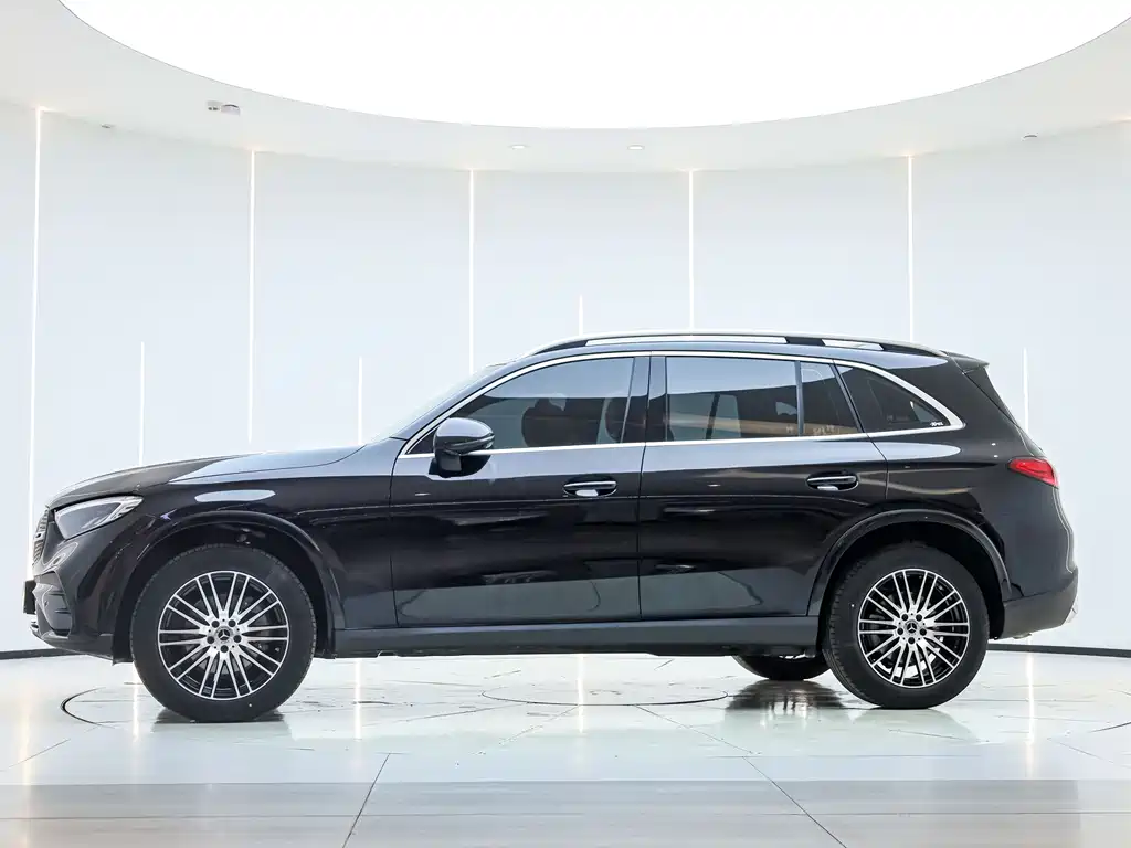 Mercedes-Benz GLC 2026