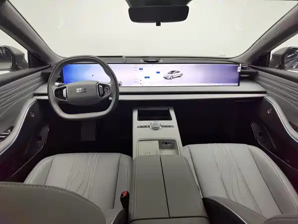 Geely Galaxy E8 2024