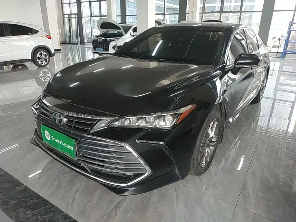 Toyota Avalon 2019 — фото 2