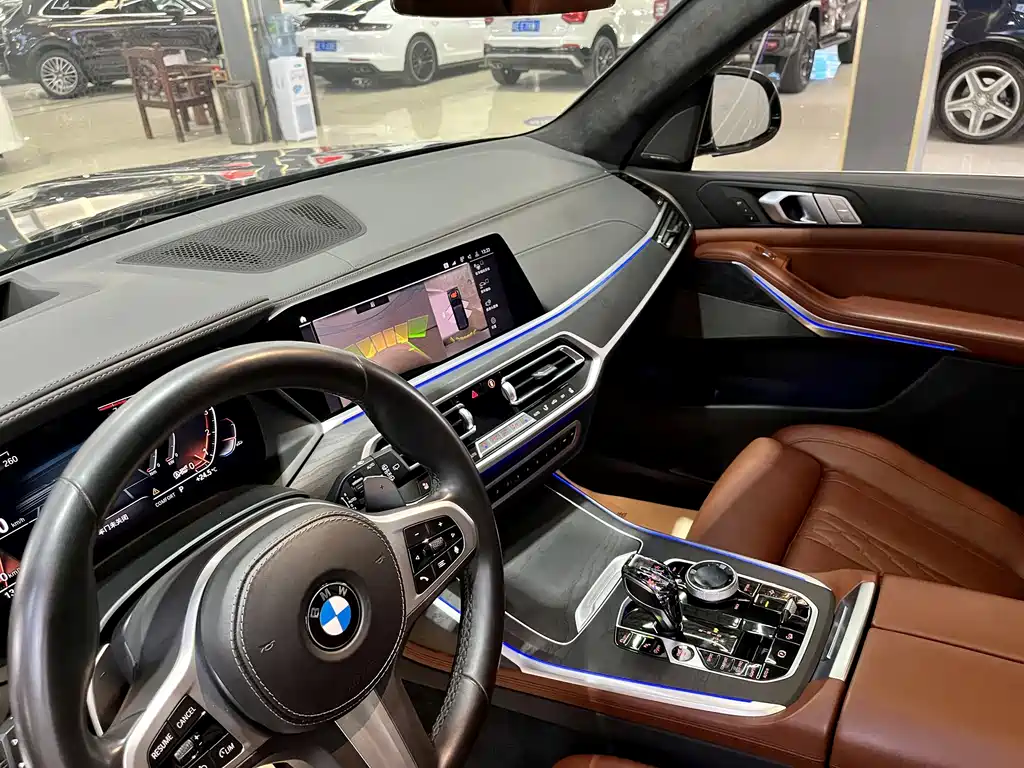 BMW X7 2021 — фото 13