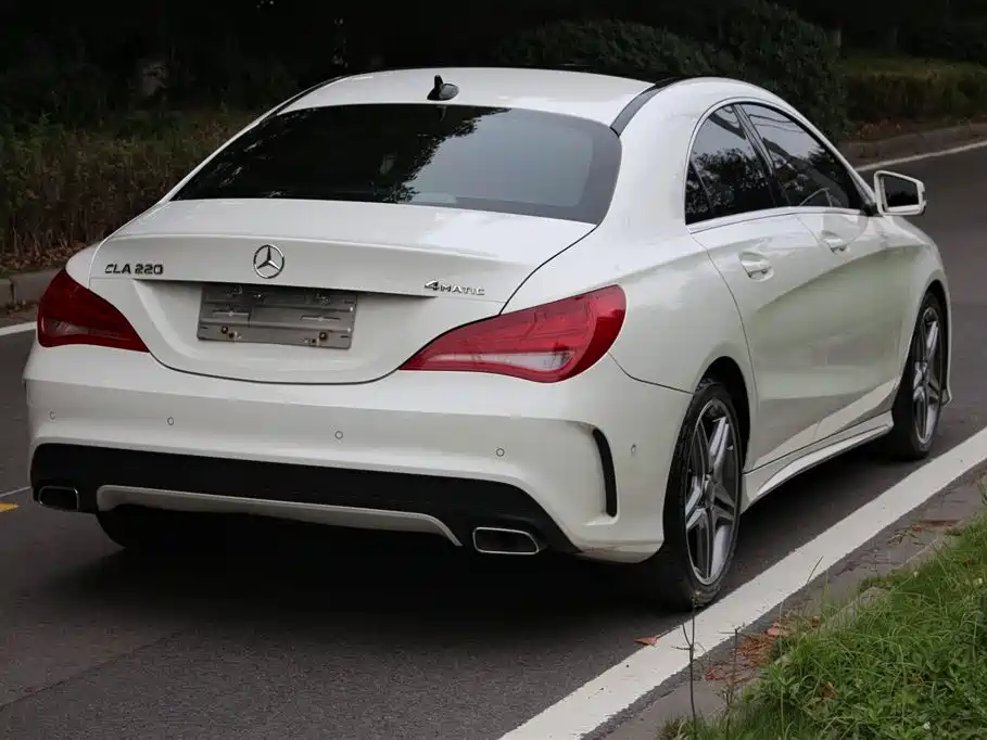 Mercedes-Benz CLA 2016