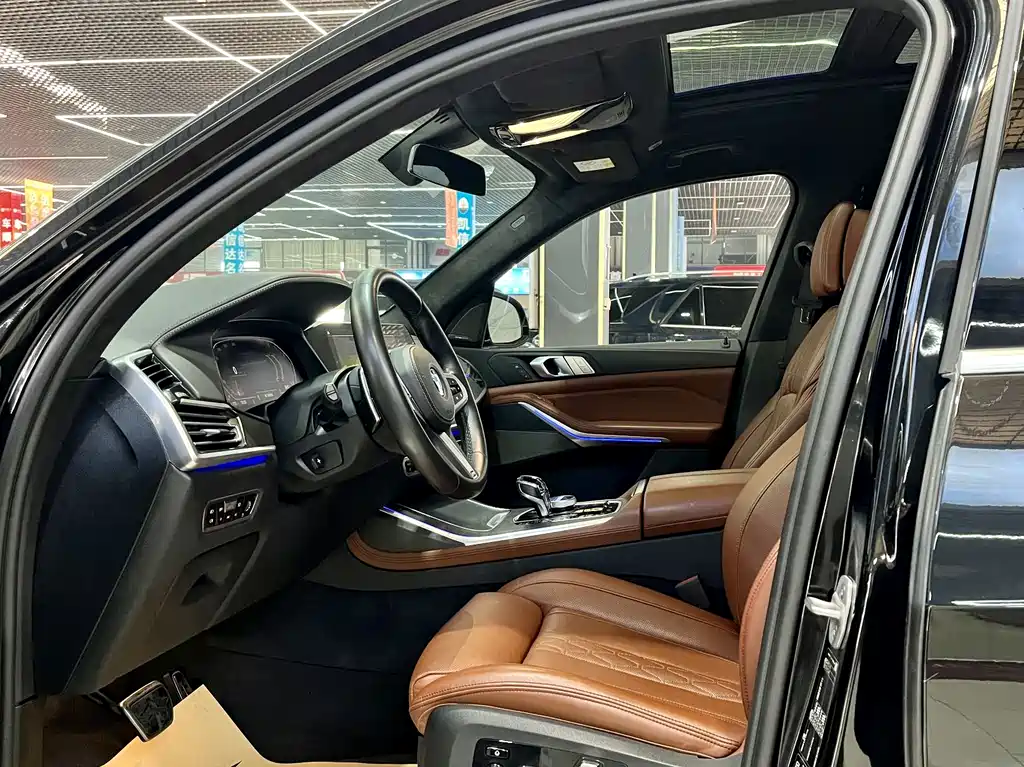 BMW X7 2021 — фото 15