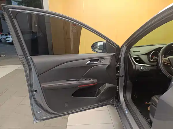 Chevrolet Monza 2020
