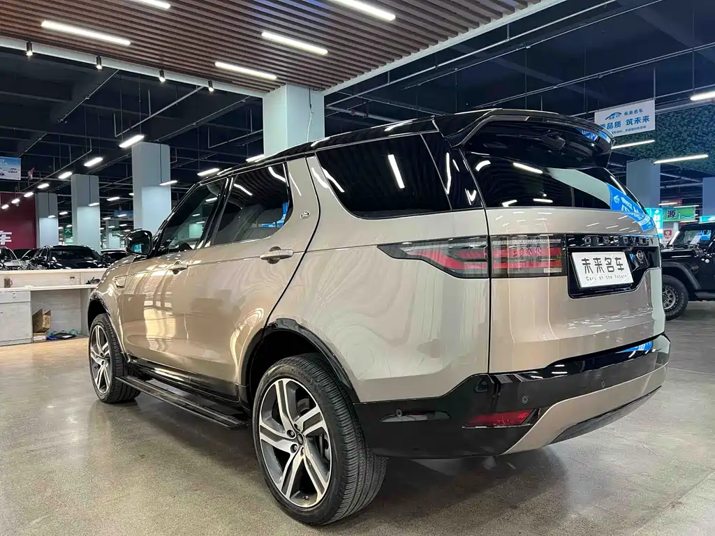 Land Rover Discovery 2021 — фото 14