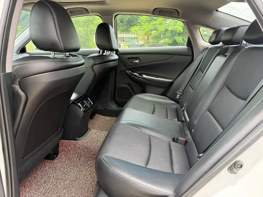 Honda Spirior 2018 — фото 6