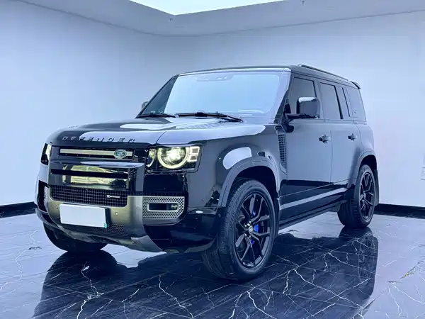 Land Rover Defender 2021