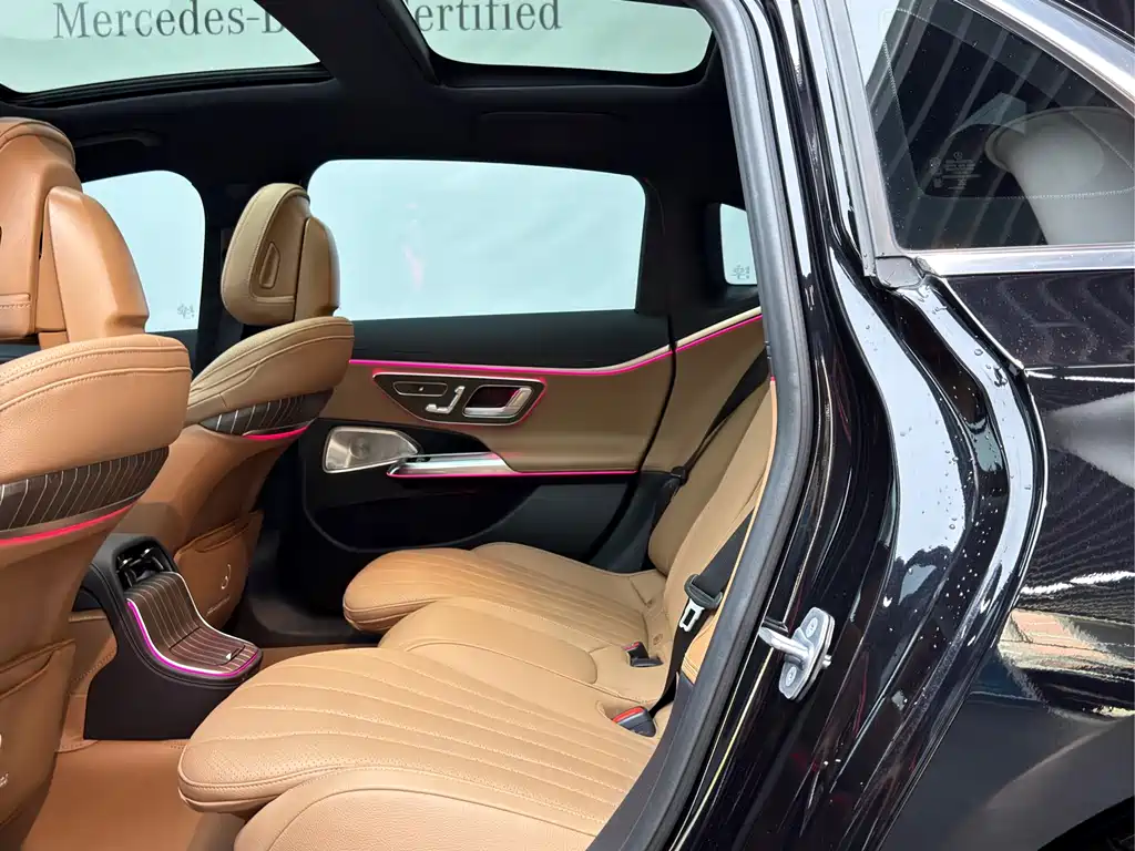 Mercedes-Benz E-Class 2024 — фото 14