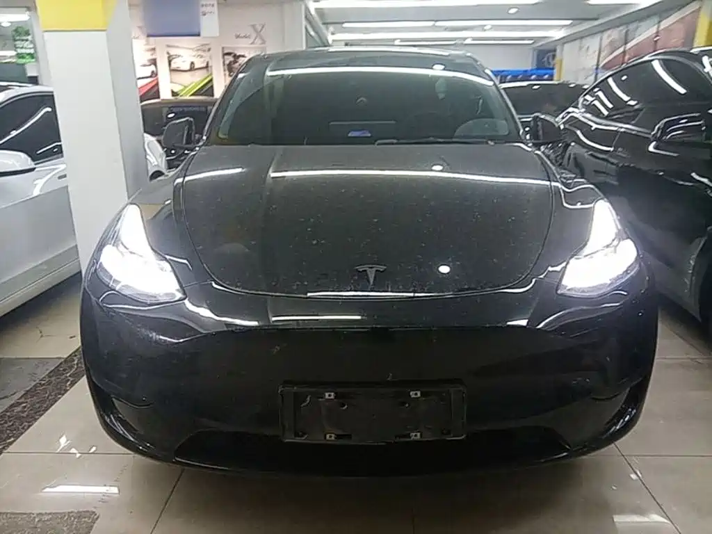 Tesla Model Y 2022 — фото 3