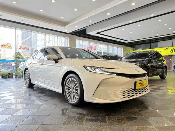 Toyota Camry 2024