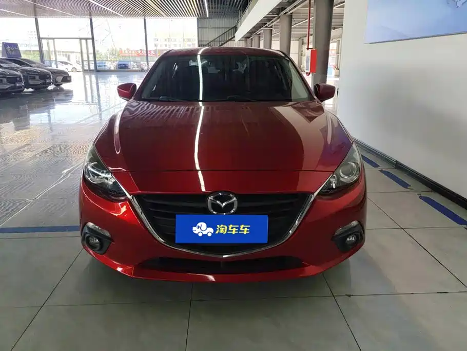 Mazda 3 Axela 2015
