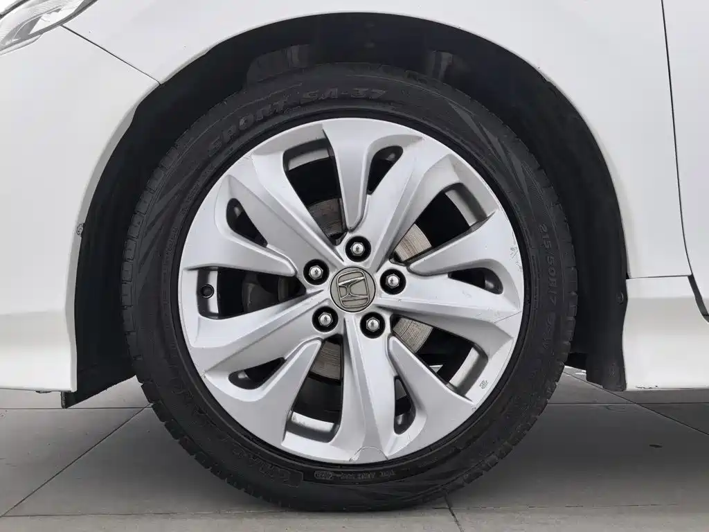 Honda Jade 2017 — фото 17