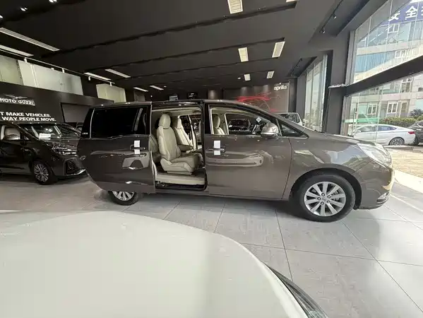 Buick GL8 2016