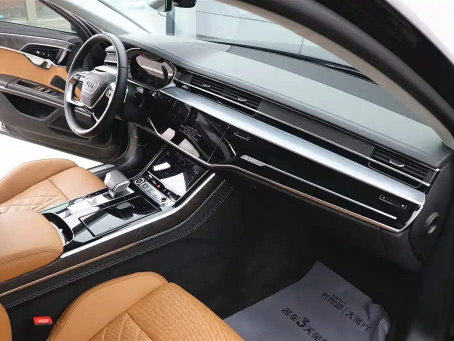 Audi A8 2024 — фото 22
