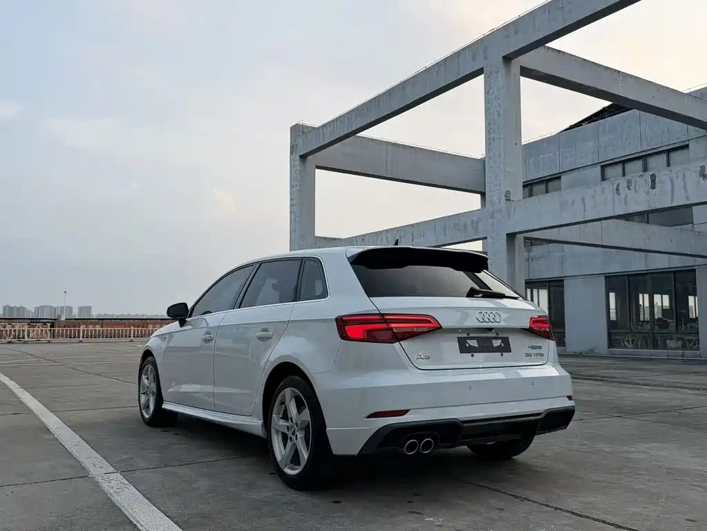 Audi A3 2019 — фото 7