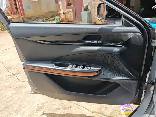 Changan UNI-V 2023