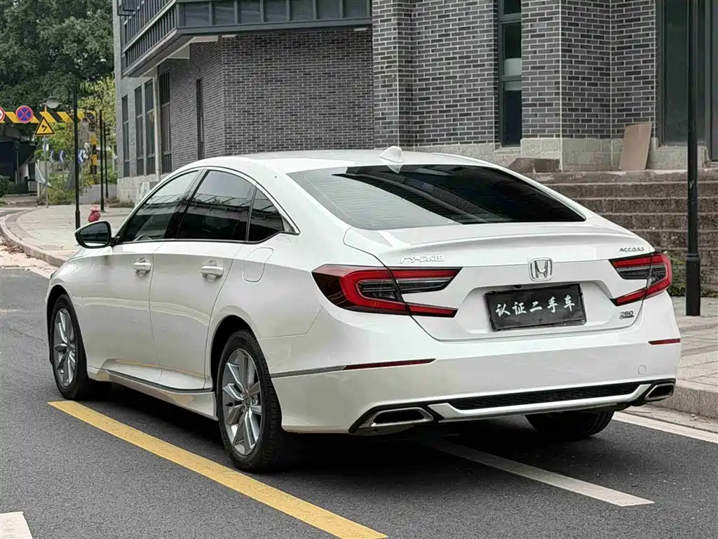 Honda Accord 2022 — фото 4