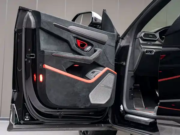 Lamborghini Urus 2024