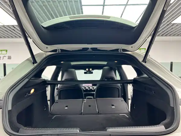 Mercedes-Benz CLA 2022