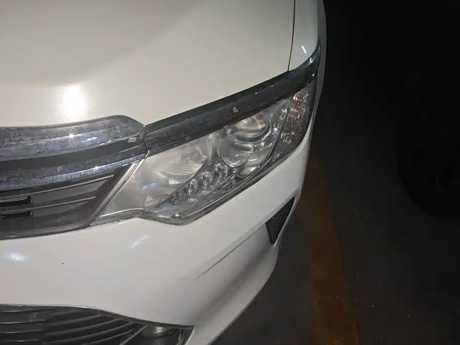 Toyota Camry 2015 — фото 5