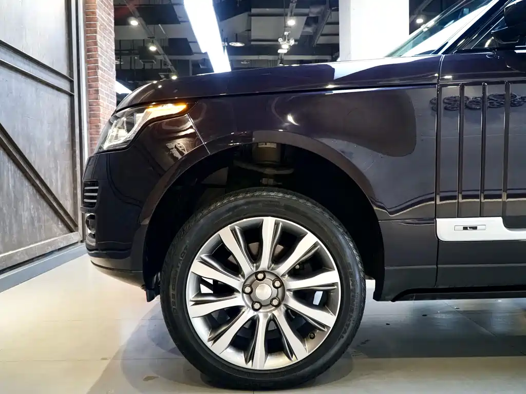 Land Rover Range Rover 2015 — фото 7