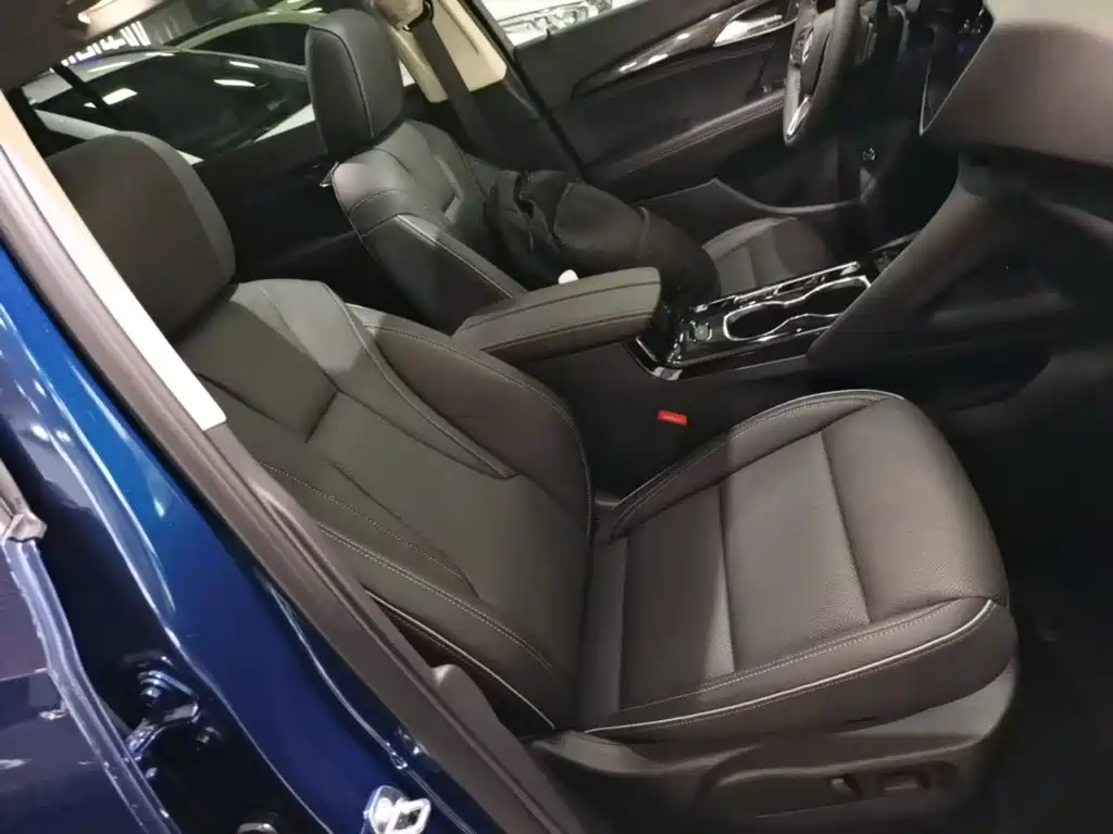 Buick Envision Plus 2023 — фото 25