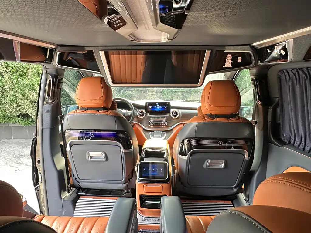 Mercedes-Benz Vito 2024 — фото 16