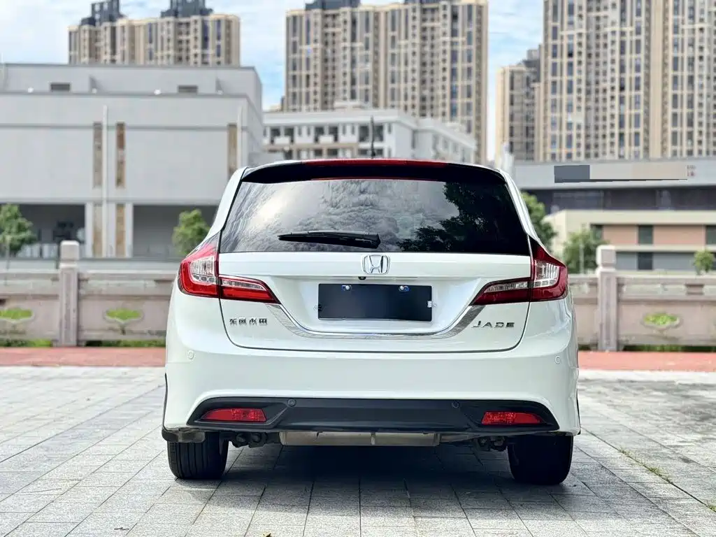 Honda Jade 2016 — фото 5