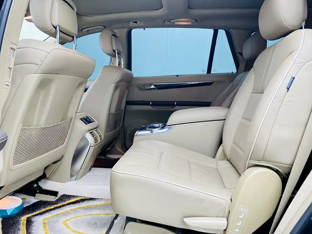 Mercedes-Benz R-Class 2015 — фото 16