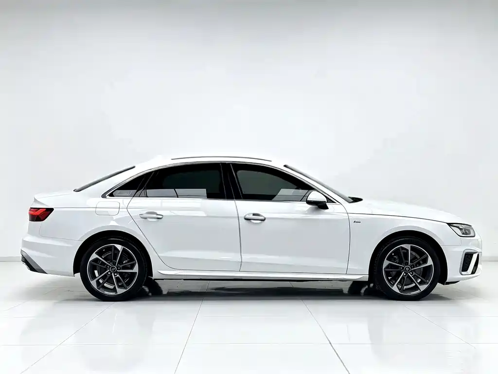 Audi A4L 2023 — фото 19