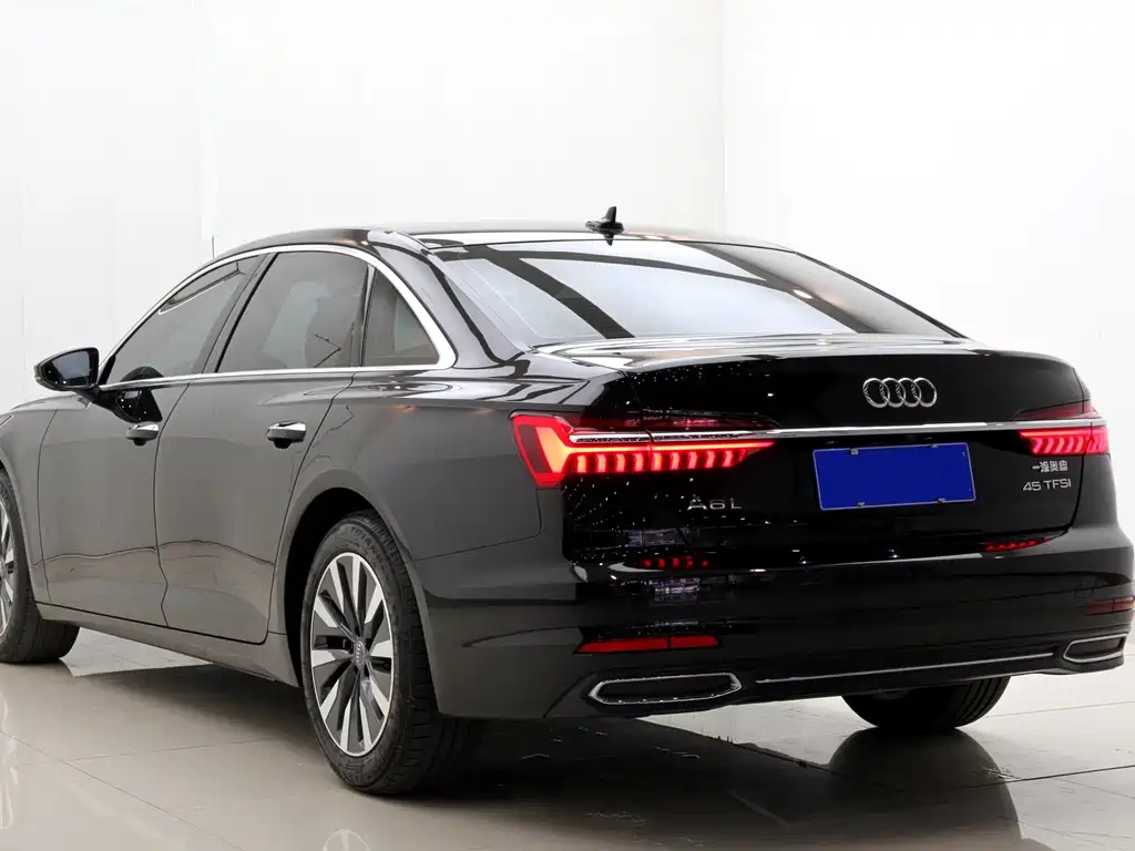 Audi A6L 2021 — фото 8