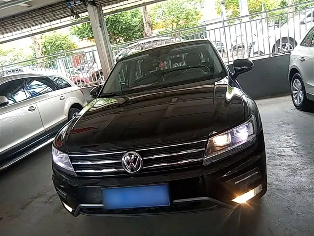 Volkswagen Tiguan L 2020 — фото 3