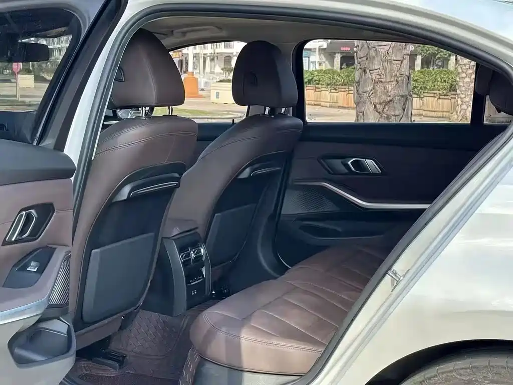 BMW 3 Series 2020