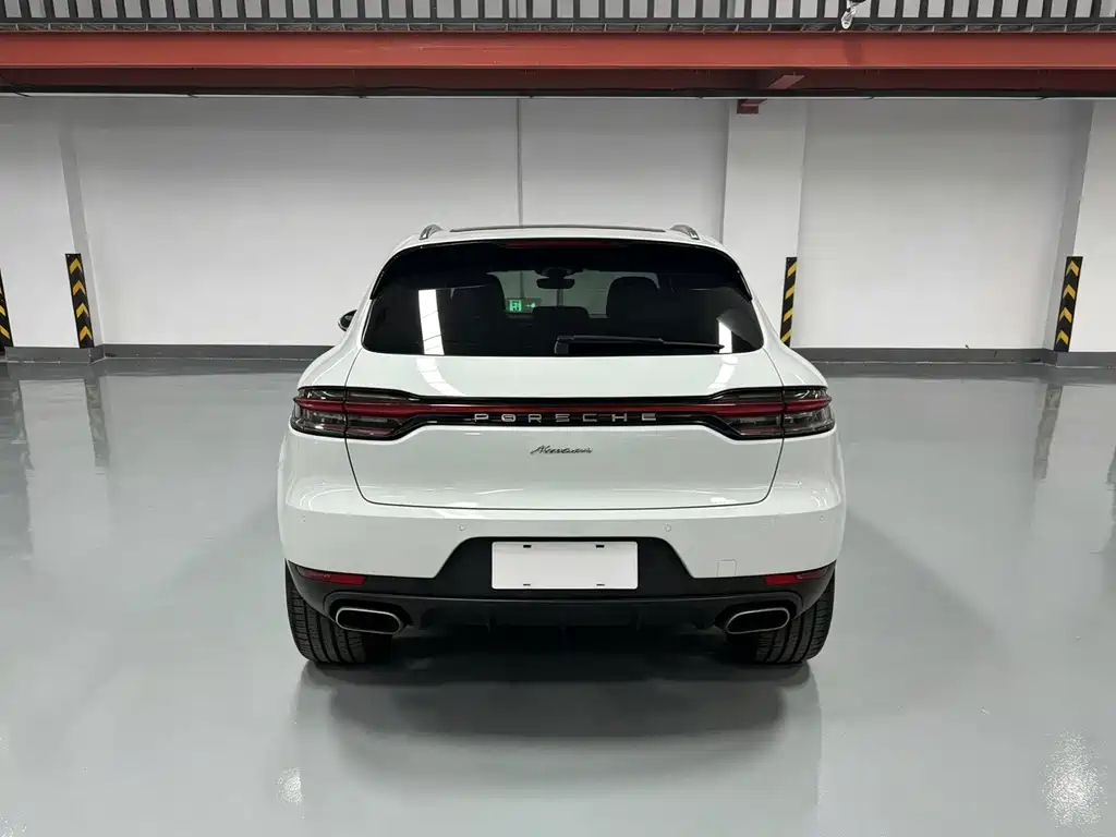 Porsche Macan 2019 — фото 14
